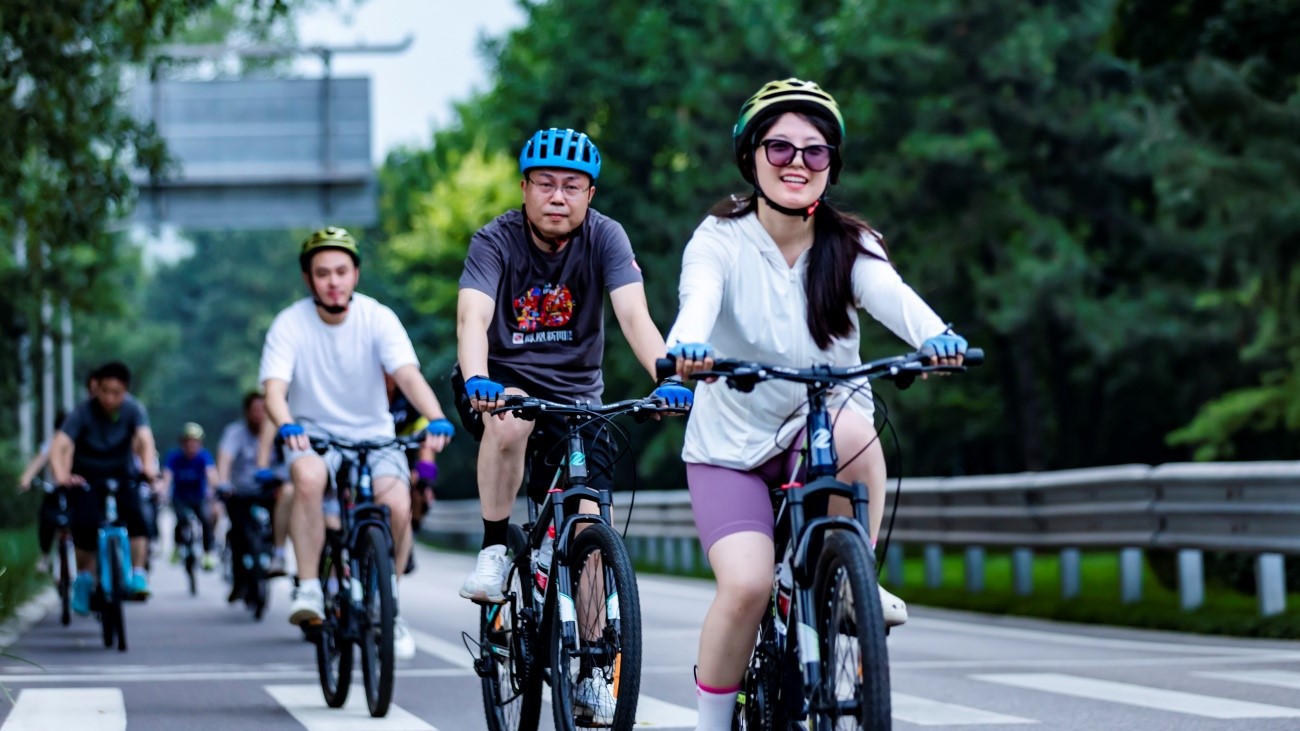 「騎行雁棲湖，凝聚團(tuán)隊(duì)力！」 一日騎行團(tuán)建，挑戰(zhàn)與美景同行！