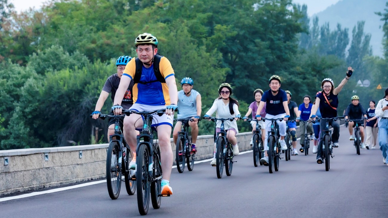 「騎行雁棲湖，凝聚團(tuán)隊(duì)力！」 一日騎行團(tuán)建，挑戰(zhàn)與美景同行！